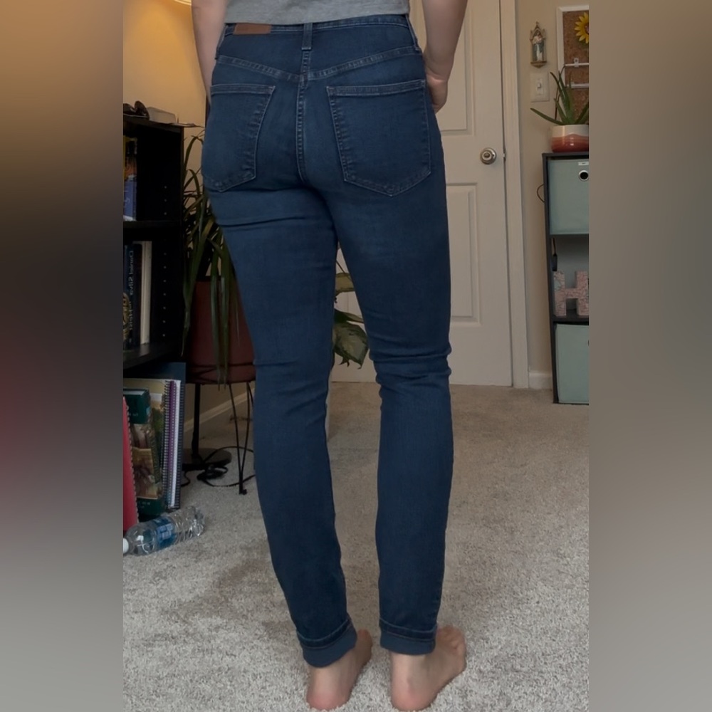 Madewell Dark Blue Curvy High-Rise Skinny Jeans - Picture 2 of 9